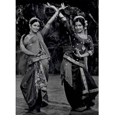 Movie still : Ranjeeta & Aruna Irani